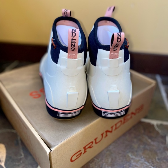 🎀 SOLD 🎀 - Picture 6 of 7